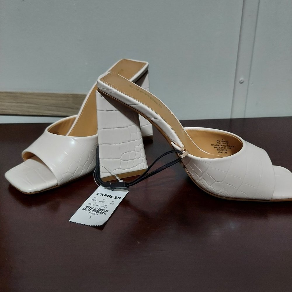 Express Heels